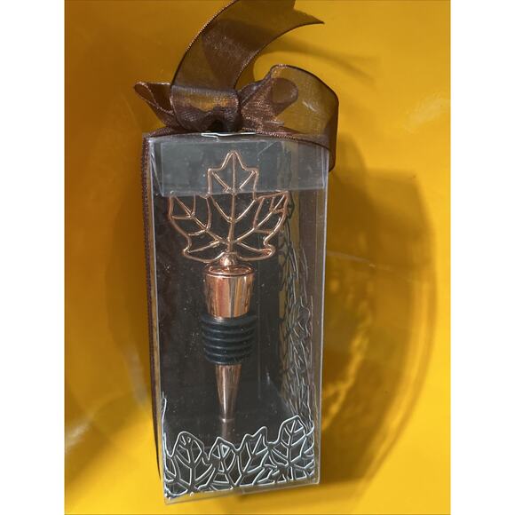 Kate Aspen Fall In Love Acorn Bottle Stopper - New in Box - Picture 1 of 6